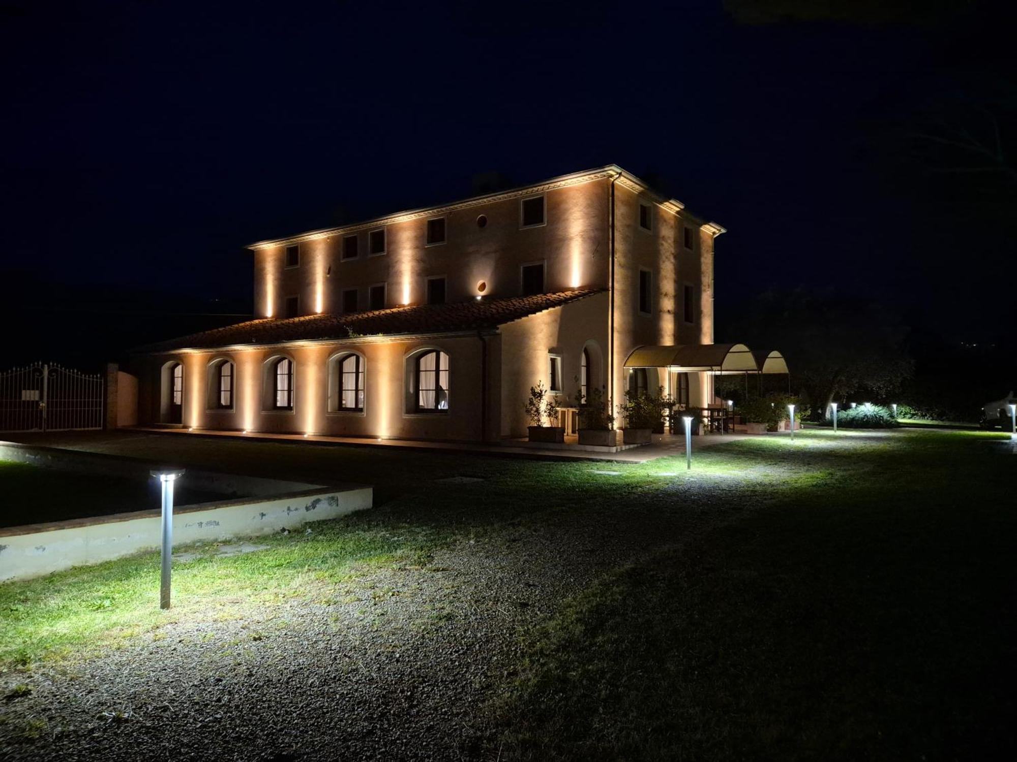 Le Bozze "Il Frantoio" Con Piscina, Wi-Fi, Posto Auto Apartment กัสตาลเญโต การ์ดุชชี ภายนอก รูปภาพ