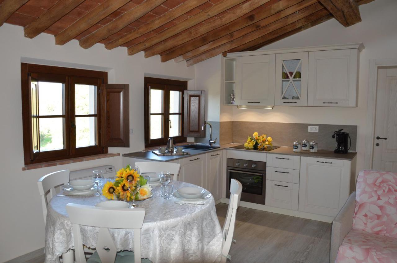Le Bozze "Il Frantoio" Con Piscina, Wi-Fi, Posto Auto Apartment กัสตาลเญโต การ์ดุชชี ภายนอก รูปภาพ